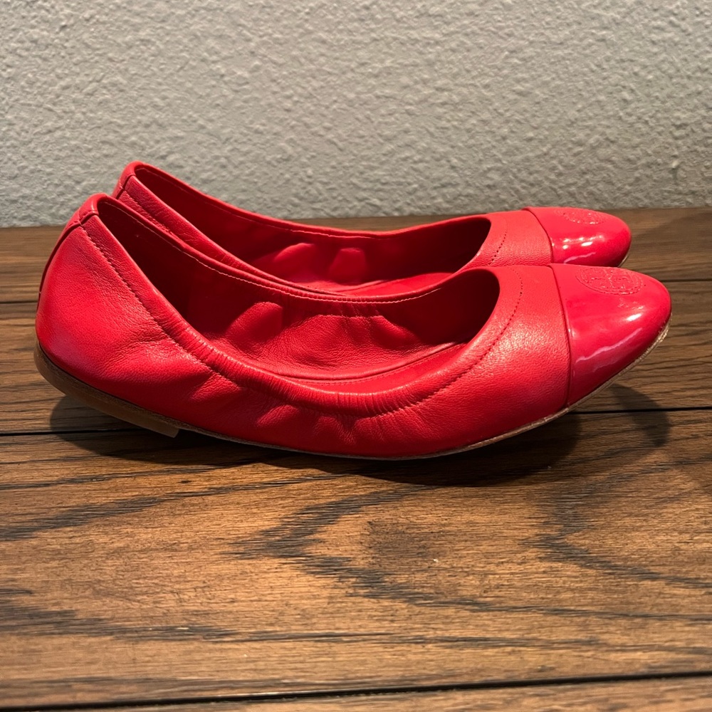 NWT Tory Burch Red Leather Flats